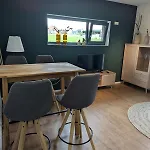 Appartement 2 Bedroom Guest With Terrace Becheln