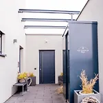 2 Bedroom Guest With Terrace