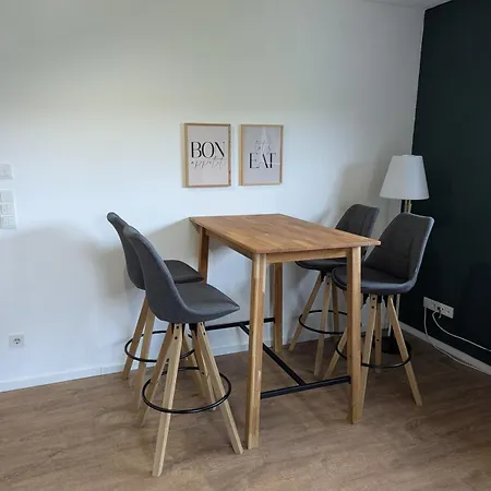דירה 2 Bedroom Guest With Terrace *