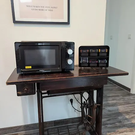 Ruhige Einliegerwohnung - 2 Bedrooms - 3 Beds - Terrace 公寓 Oberbrechen