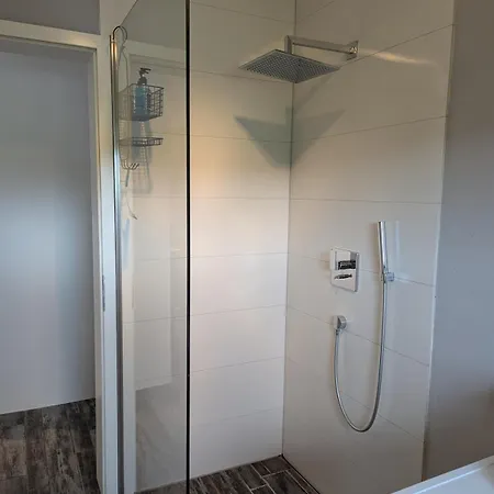 2 Bedroom Guest With Terrace דירה *